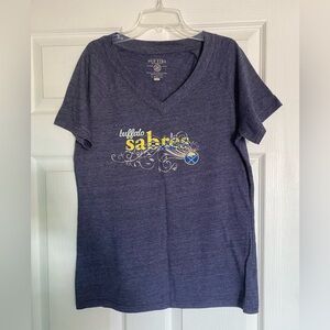 Women’s V-neck T, Buffalo Sabres Hockey, Size XL, but fits more like a Large